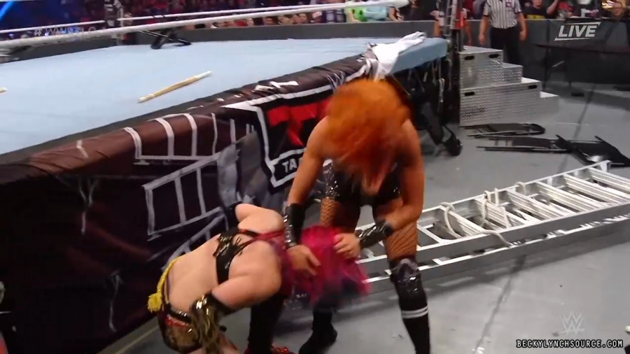 beckyppv20191215_Still1470.jpg