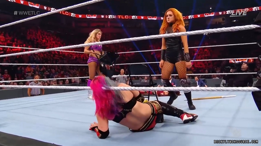 beckyppv20191215_Still1569.jpg