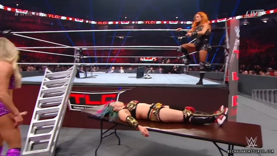 beckyppv20191215_Still1685.jpg