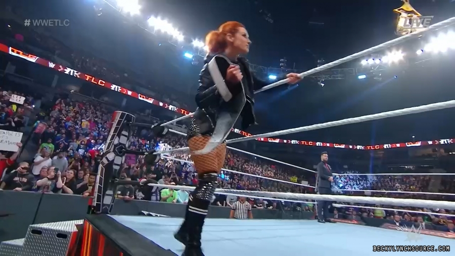 beckyppv20191215_Still185.jpg