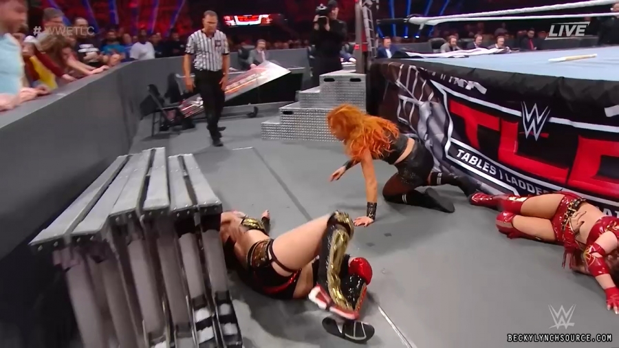 beckyppv20191215_Still2353.jpg