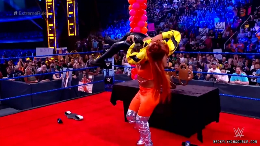 beckyppv20210926_00_02_34_00_Still196.jpg