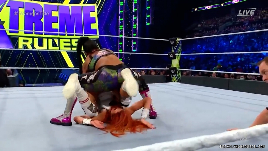 beckyppv20210926_00_24_06_10_Still2301.jpg