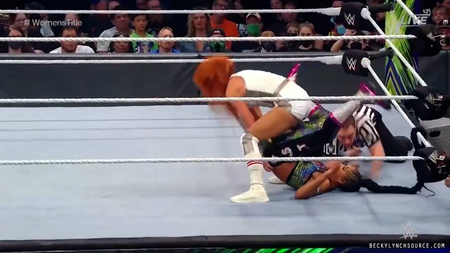 beckyppv20210926_00_24_08_10_Still2305.jpg