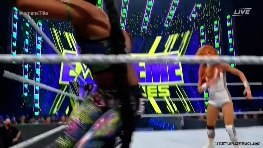 beckyppv20210926_00_24_10_25_Still2310.jpg