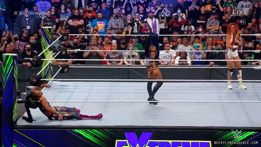 beckyppv20210926_00_25_20_15_Still2410.jpg
