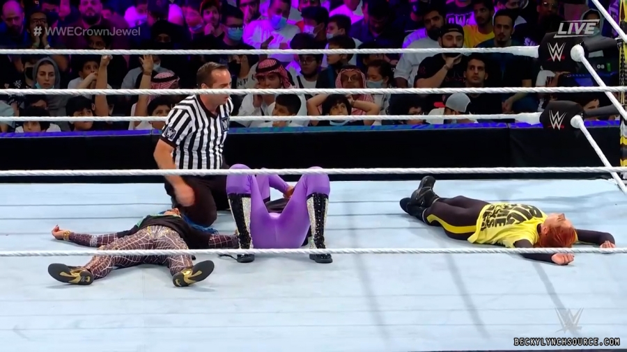 beckyppv20211021_00_23_07_15_Still1856.jpg
