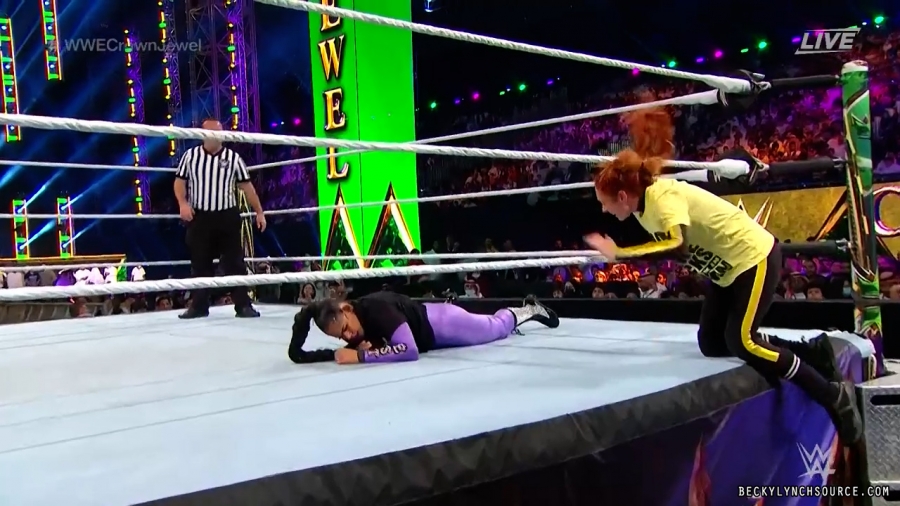 beckyppv20211021_00_27_36_15_Still2182.jpg