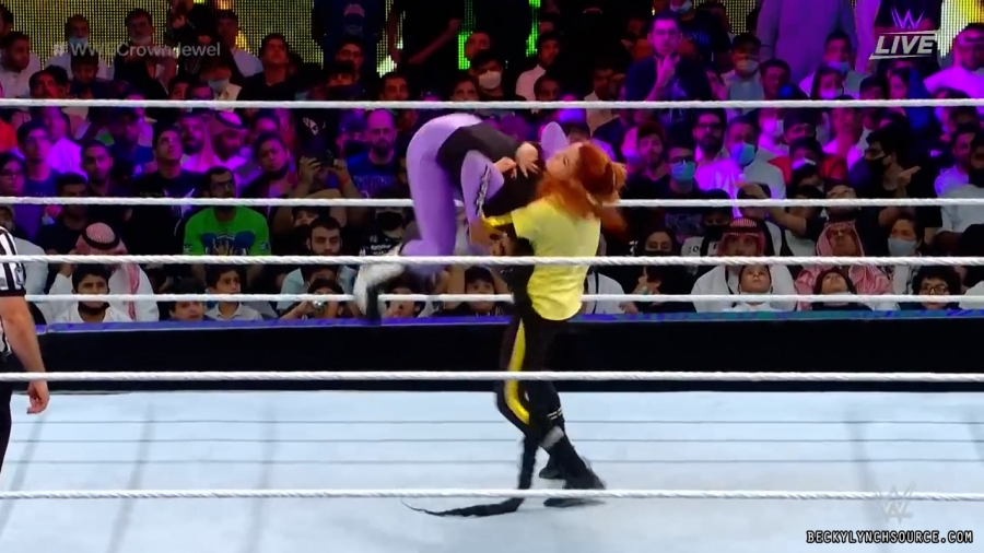 beckyppv20211021_00_27_44_00_Still2197.jpg