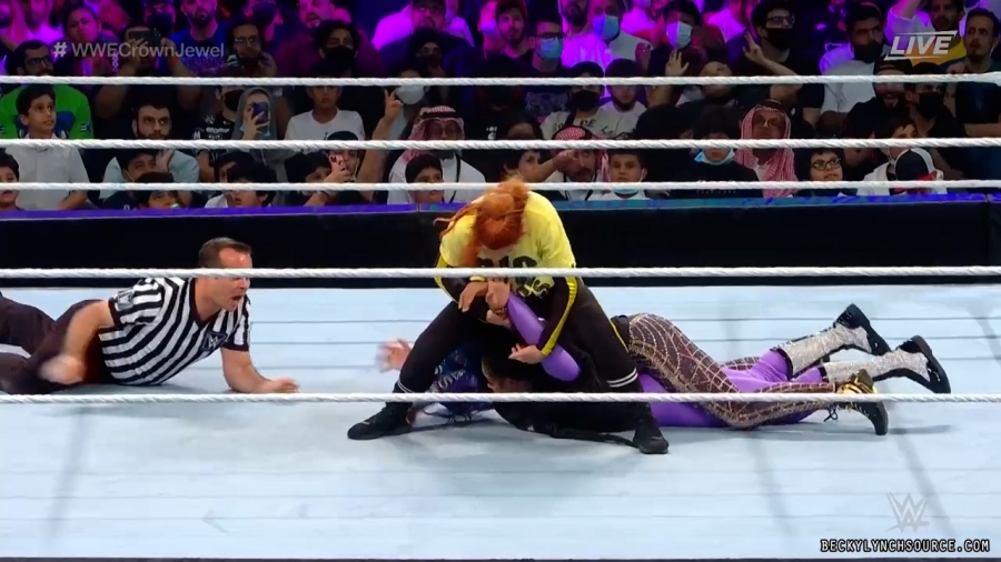 beckyppv20211021_00_28_08_15_Still2246.jpg