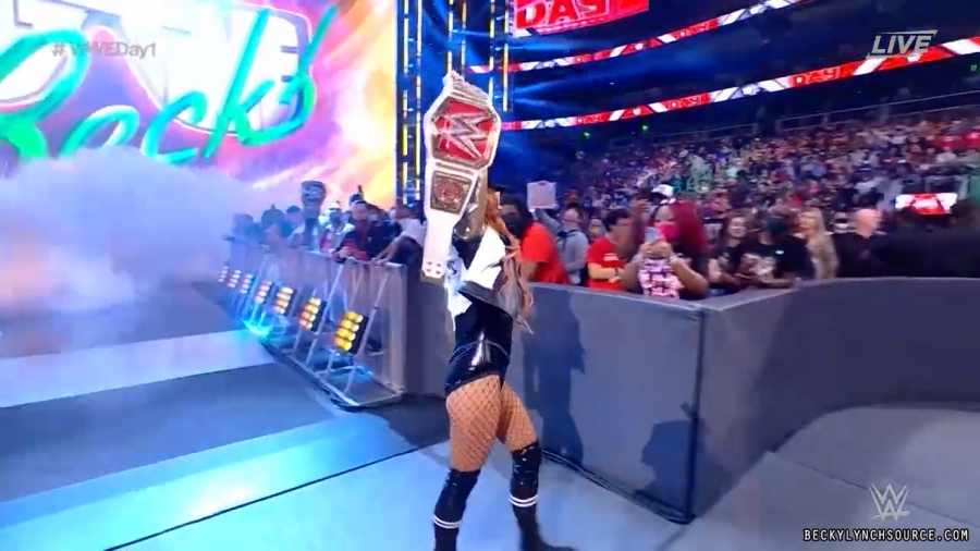 beckyppv20220101_00_05_05_15_Still266.jpg