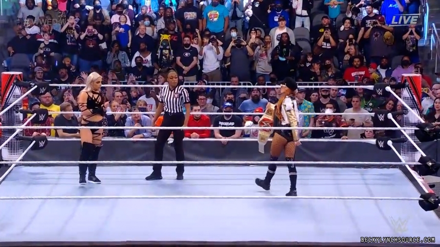 beckyppv20220101_00_05_32_00_Still318.jpg