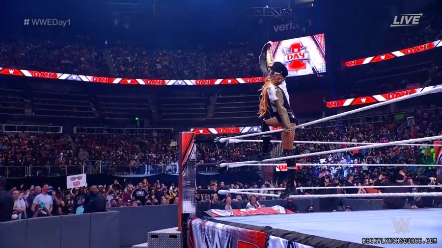 beckyppv20220101_00_05_38_00_Still330.jpg