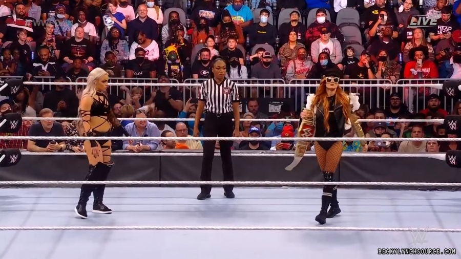 beckyppv20220101_00_06_22_00_Still378.jpg