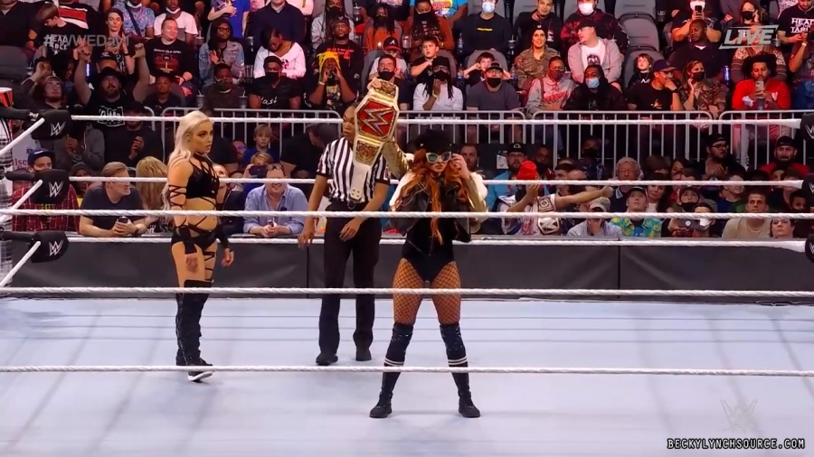 beckyppv20220101_00_06_33_26_Still393.jpg