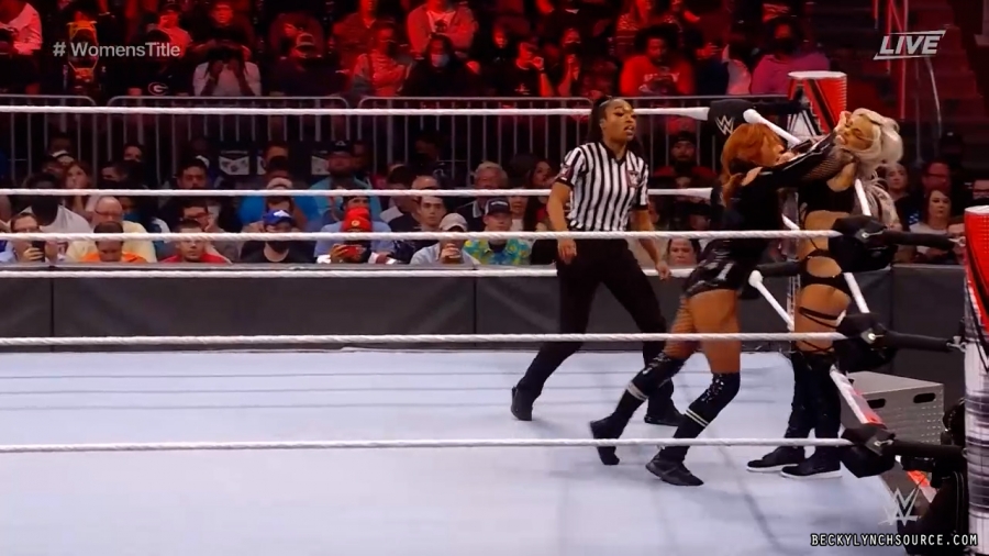 beckyppv20220101_00_07_14_00_Still438.jpg