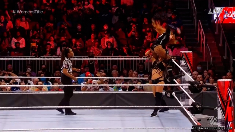 beckyppv20220101_00_17_51_15_Still1512.jpg