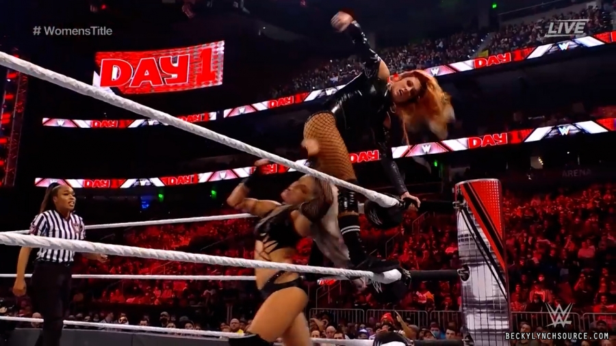 beckyppv20220101_00_17_52_00_Still1513.jpg