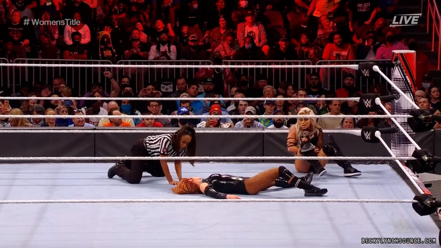beckyppv20220101_00_18_46_15_Still1594.jpg