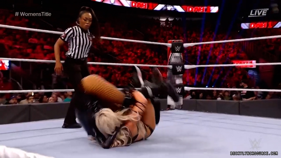 beckyppv20220101_00_19_10_15_Still1642.jpg