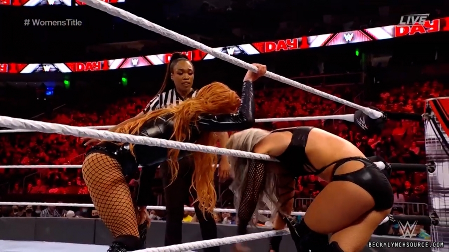 beckyppv20220101_00_20_10_00_Still1761.jpg
