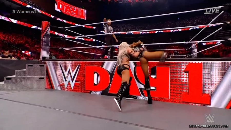 beckyppv20220101_00_21_14_00_Still1855.jpg