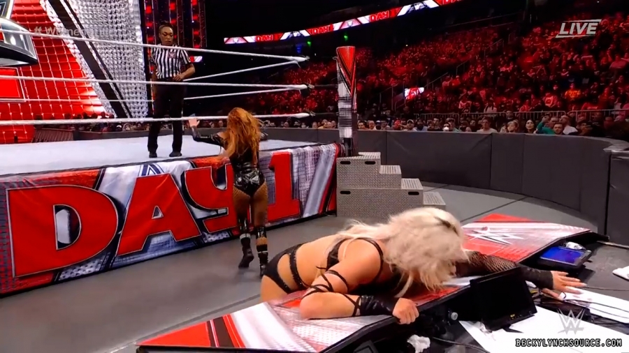 beckyppv20220101_00_21_40_15_Still1892.jpg