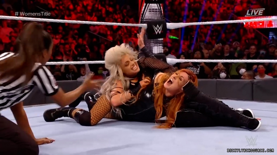 beckyppv20220101_00_23_23_15_Still2088.jpg