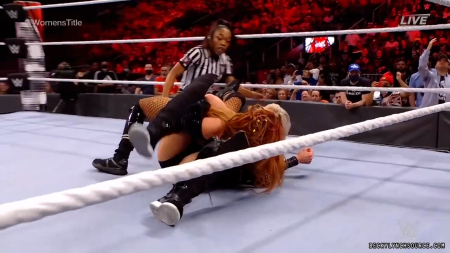 beckyppv20220101_00_23_28_15_Still2098.jpg