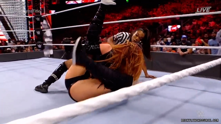 beckyppv20220101_00_23_29_15_Still2100.jpg