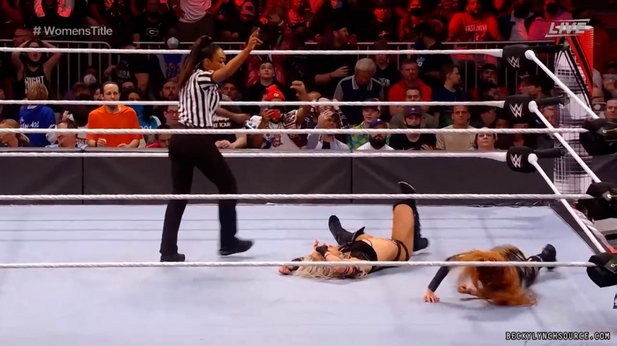 beckyppv20220101_00_23_57_15_Still2156.jpg
