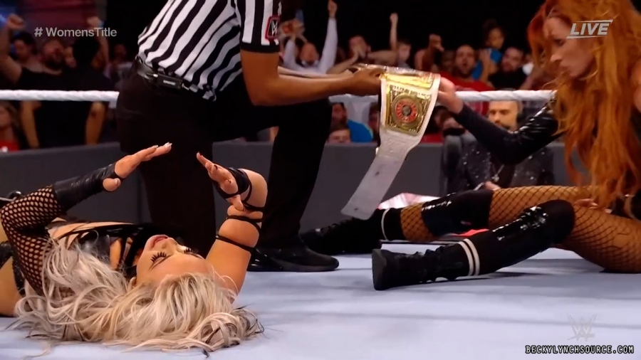 beckyppv20220101_00_24_02_15_Still2163.jpg
