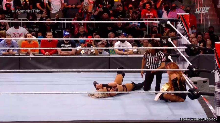 beckyppv20220101_00_24_03_26_Still2166.jpg