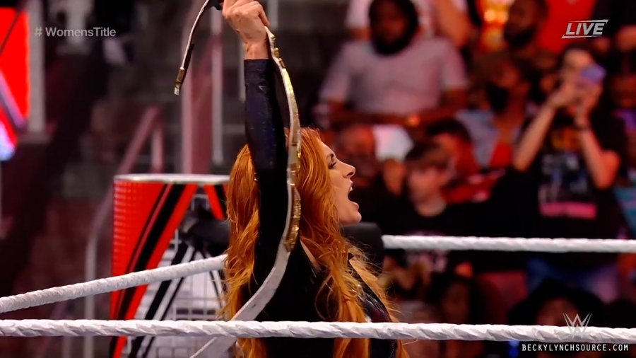 beckyppv20220101_00_24_54_15_Still2243.jpg