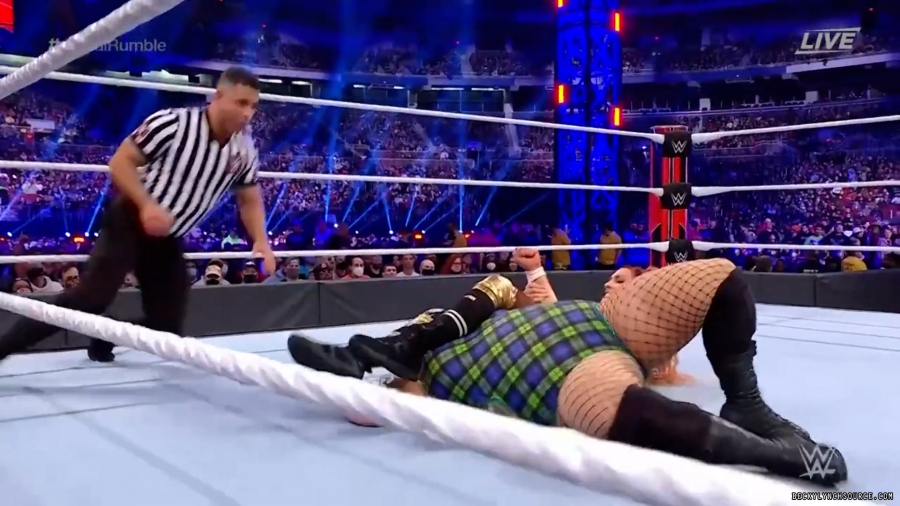 beckyppv20220129_00_10_06_26_Still1039.jpg