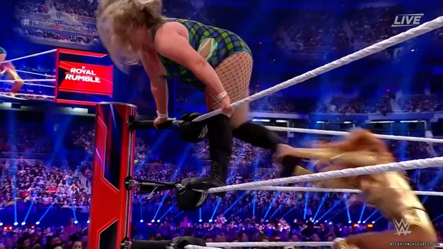 beckyppv20220129_00_15_05_15_Still1596.jpg