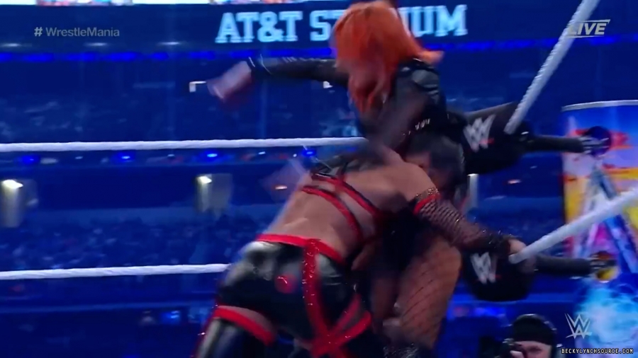 beckyppv20220402_00_22_06_15_Still1851.jpg