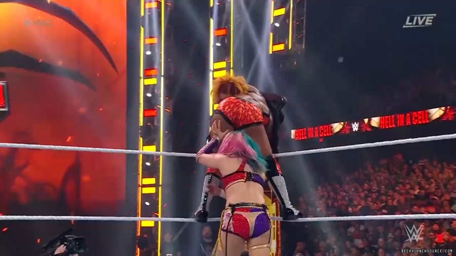 beckyppv20220605_00_20_38_15_Still1628.jpg