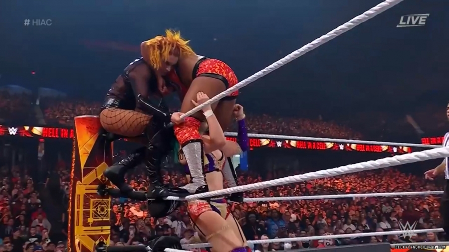 Click to view full size image
==============
beckyppv20220605_00_20_39_15_Still1630.jpg beckyppv20220605_00_20_39_15_Still1630.jpg