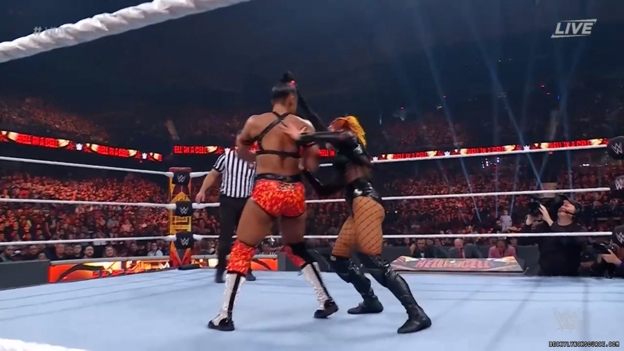 beckyppv20220605_00_23_33_15_Still1949.jpg