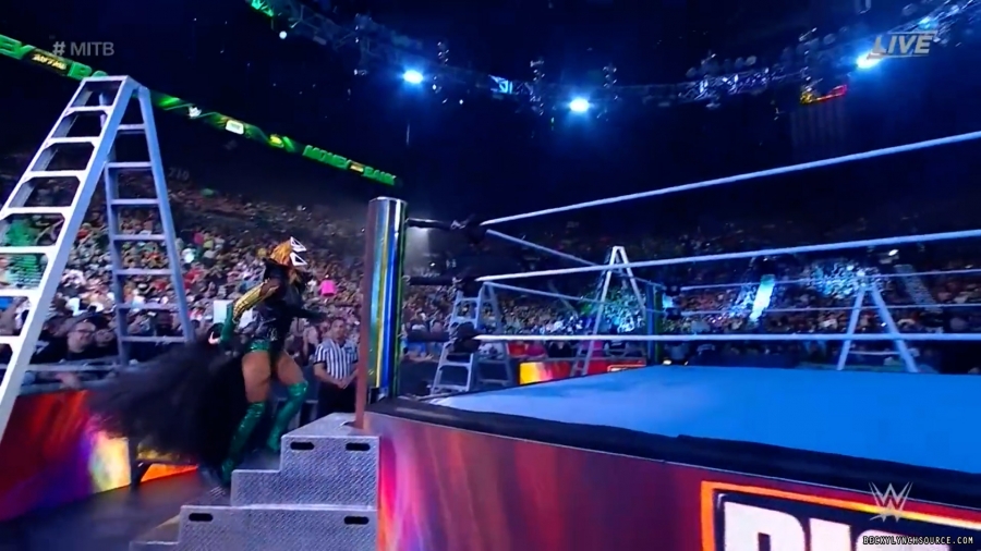 beckyppv20220702_00_00_34_00_Still061.jpg