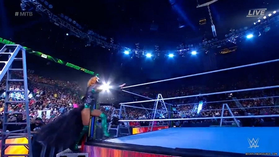 beckyppv20220702_00_00_35_00_Still063.jpg