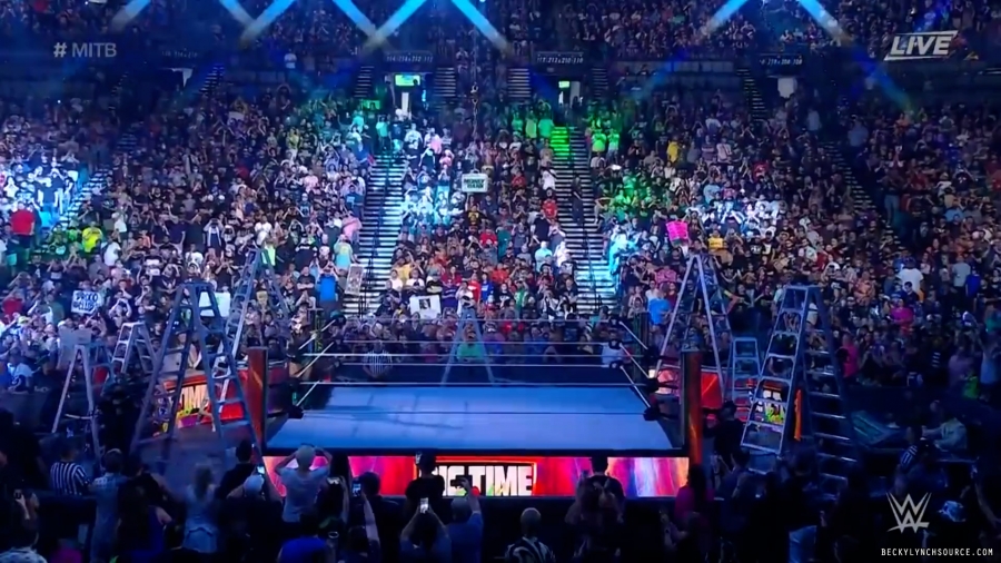 beckyppv20220702_00_00_37_00_Still067.jpg