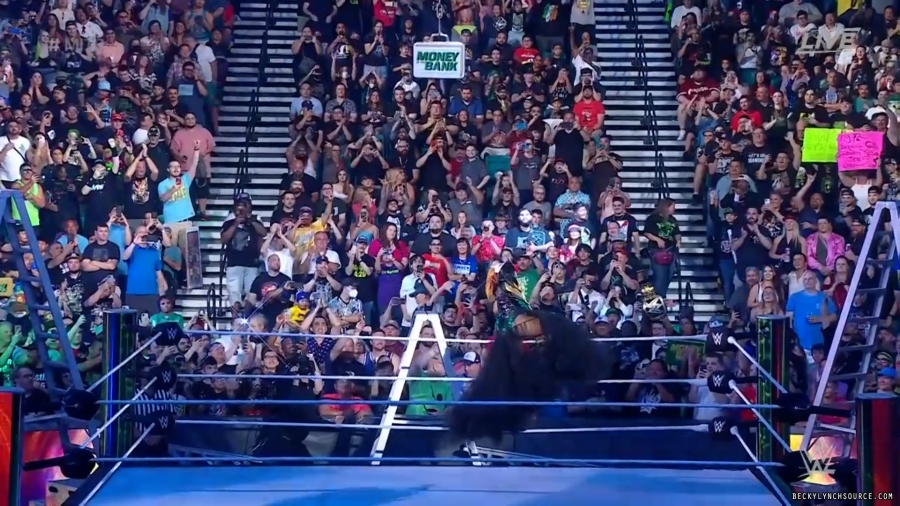 beckyppv20220702_00_01_04_00_Still119.jpg