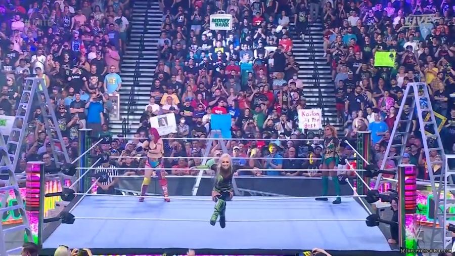 beckyppv20220702_00_02_43_00_Still156.jpg