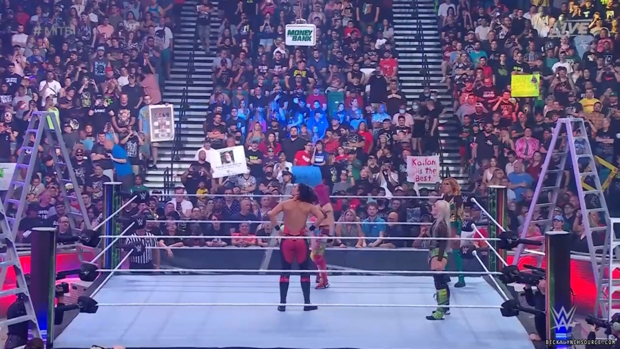 beckyppv20220702_00_03_26_15_Still177.jpg