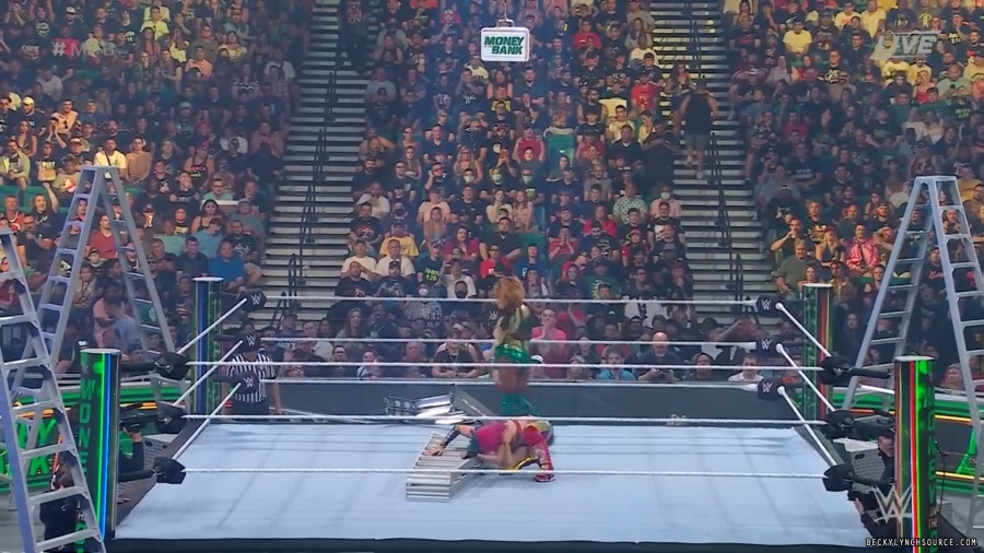 beckyppv20220702_00_07_23_11_Still390.jpg
