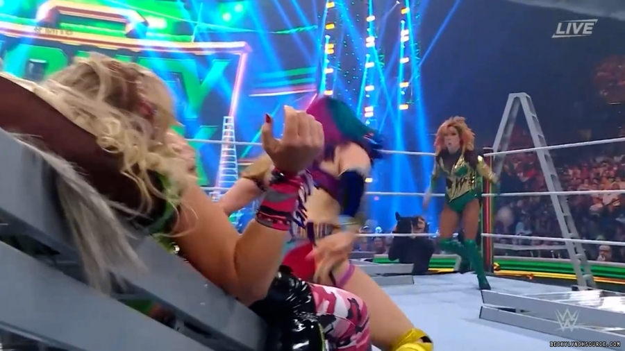 beckyppv20220702_00_10_17_15_Still568.jpg