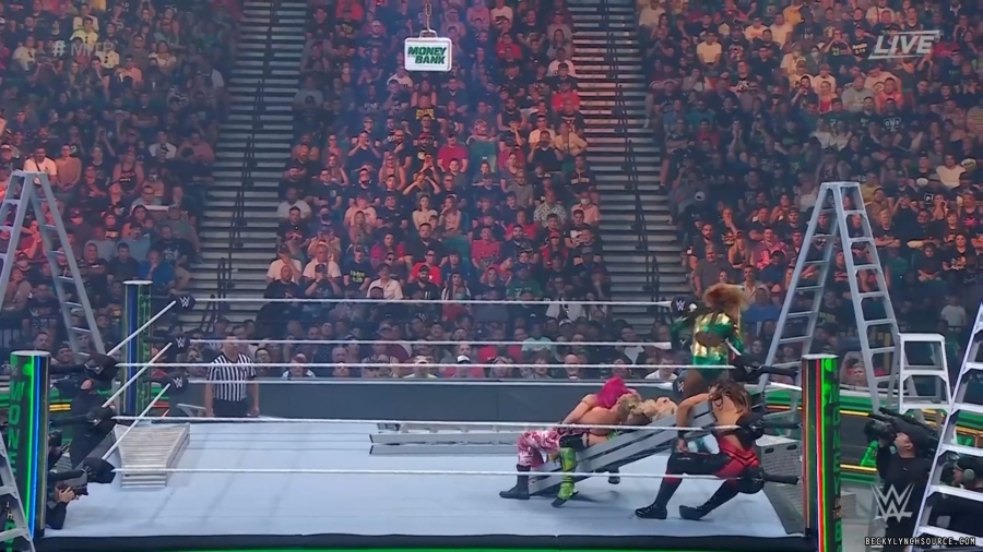 beckyppv20220702_00_10_22_00_Still574.jpg