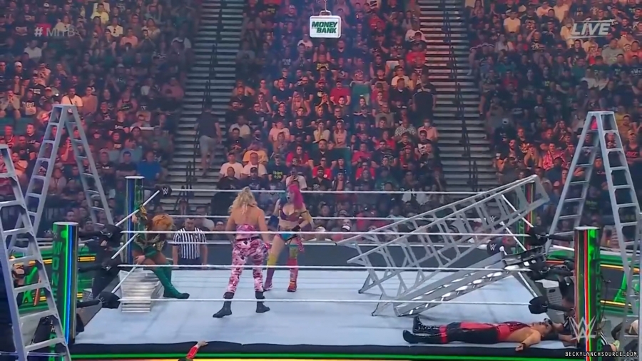 beckyppv20220702_00_13_07_15_Still649.jpg
